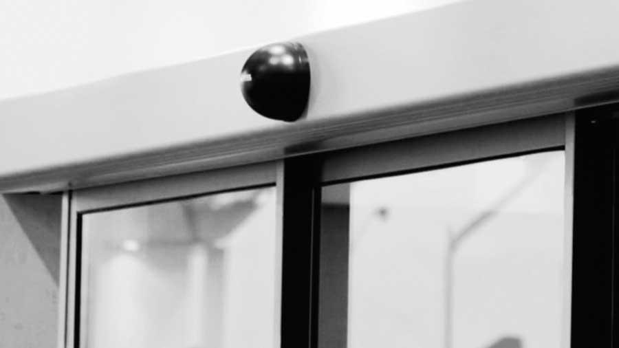 Otomatik kapı sensörü nasıl çalışır?